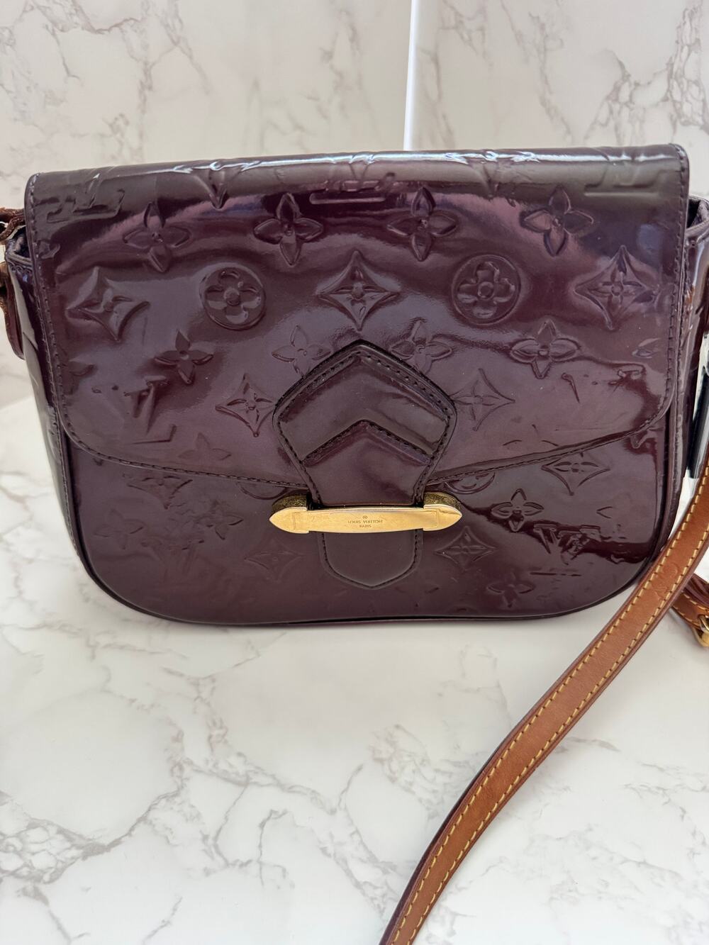 Louis Vuitton Vernis Amarante Patent Leather Bellflower GM Shoulder Bag
